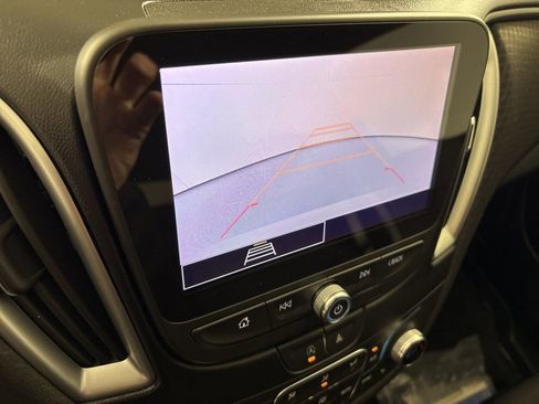 Used 2023 Chevrolet Malibu LT image 35