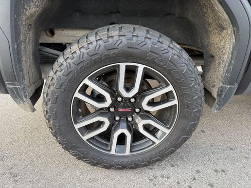 Used 2021 GMC Sierra 1500 AT4 image 13