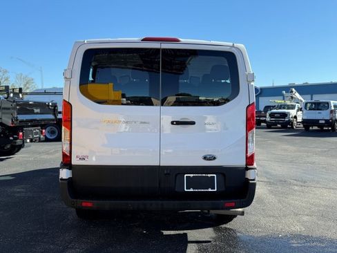 Used 2023 Ford Transit 350 XLT image 6
