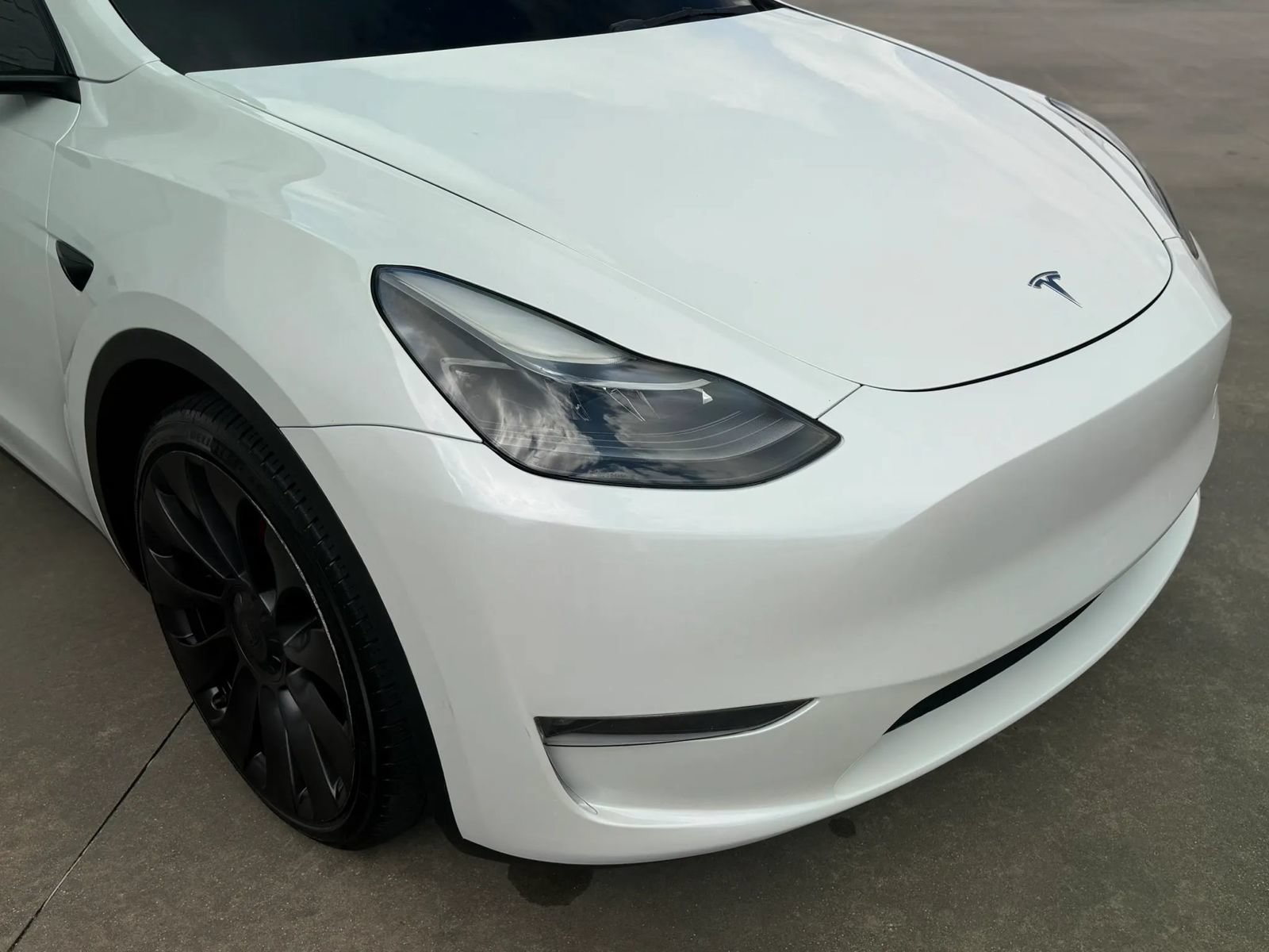 Used 2023 Tesla Model Y Performance AWD/4WD image 5