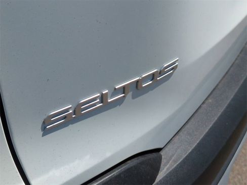 New 2026 Kia Seltos LX image 51