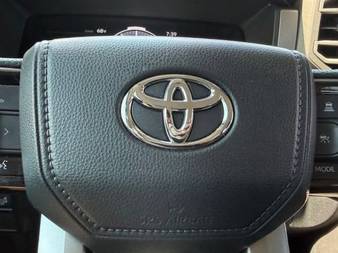 Used 2024 Toyota Tundra Limited AWD/4WD image 26