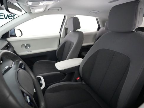 Used 2024 Hyundai Ioniq 5 SEL RWD image 4