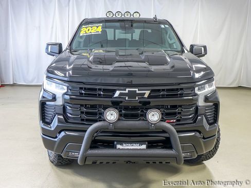 Used 2023 Chevrolet Silverado 1500 LT Trail Boss w/ LT Trail Boss Premium Package AWD/4WD image 5