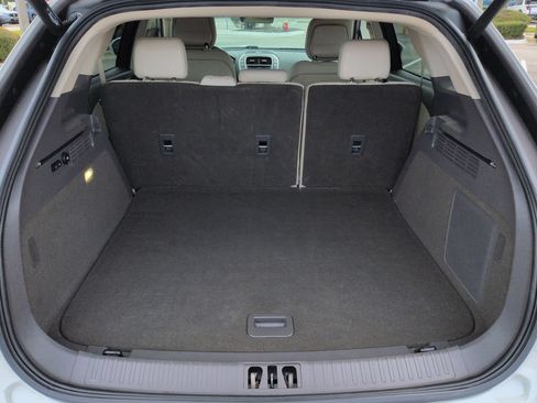 Certified 2020 Lincoln Nautilus Reserve FWD image 13