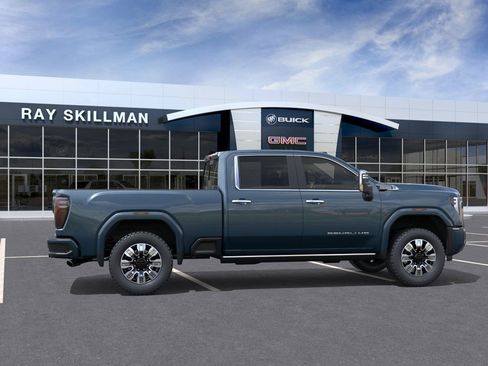 New 2026 GMC Sierra 2500 Denali w/ Denali Reserve Package image 5