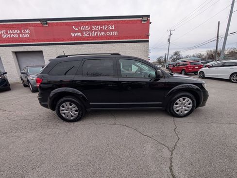 Used 2018 Dodge Journey SE image 5