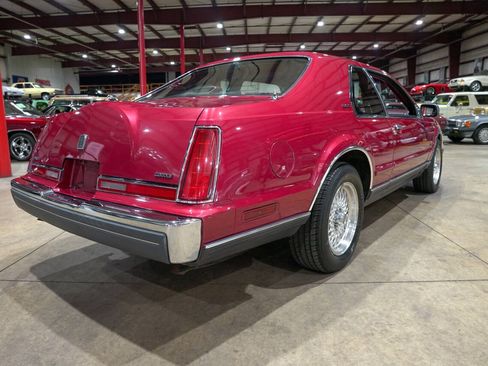 Used 1990 Lincoln Mark VII LSC RWD image 8