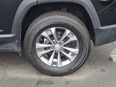 Used 2025 Chevrolet Equinox LT FWD image 24
