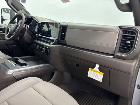 New 2026 Chevrolet Silverado 2500 LTZ w/ LTZ Convenience Package image 34