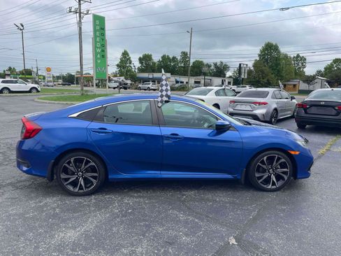 Used 2019 Honda Civic Sport image 10