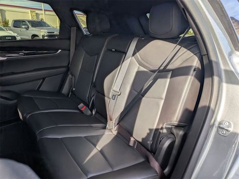 Used 2024 Cadillac XT5 Premium Luxury image 26