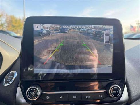 Used 2019 Ford EcoSport SE w/ SE Convenience Package image 29