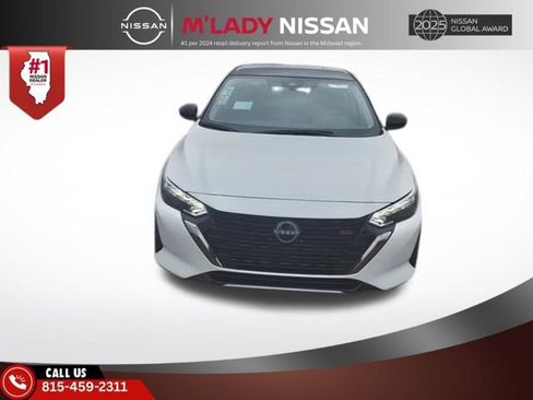 New 2025 Nissan Sentra SR image 2