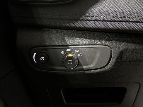 Used 2024 Chevrolet TrailBlazer LT image 18