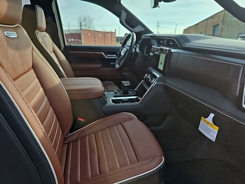 New 2026 GMC Sierra 1500 Denali Ultimate AWD/4WD image 10