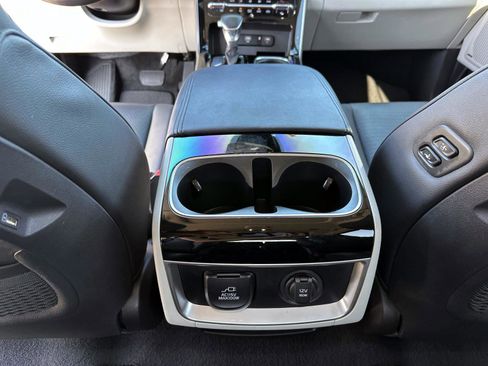 Used 2024 Kia Carnival SX Prestige image 18