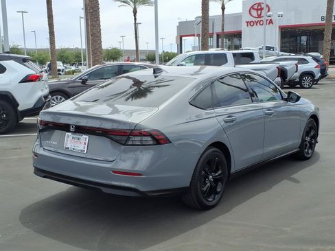Used 2025 Honda Accord SE image 4