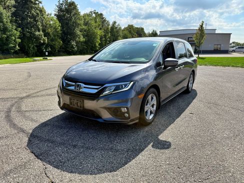 Used 2019 Honda Odyssey EX image 5