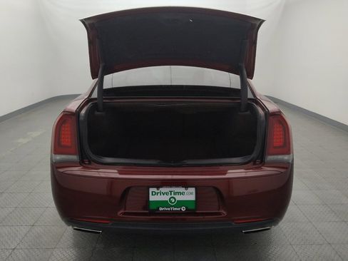 Used 2019 Chrysler 300 Touring w/ Sport Appearance Package image 29