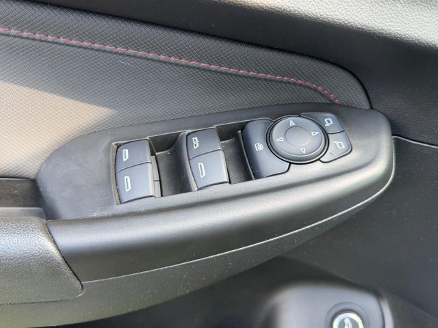 Used 2021 Chevrolet TrailBlazer RS w/ Sun and Liftgate Package AWD/4WD image 18