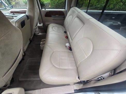 Used 2000 Ford F350 Lariat image 16