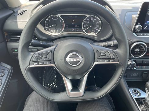 New 2025 Nissan Sentra SV w/ Trunk Package image 20