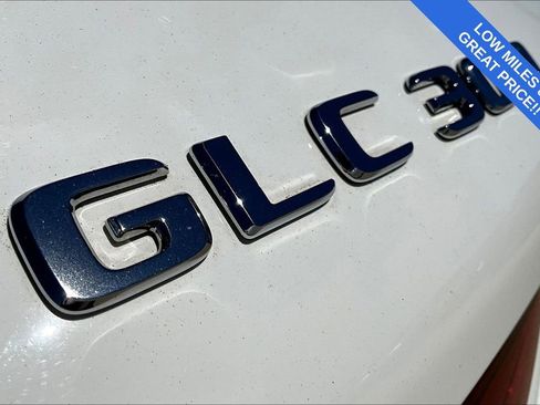 Used 2022 Mercedes-Benz GLC 300 image 41