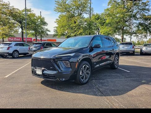Used 2026 Buick Enclave Sport Touring w/ Power Package AWD/4WD image 8