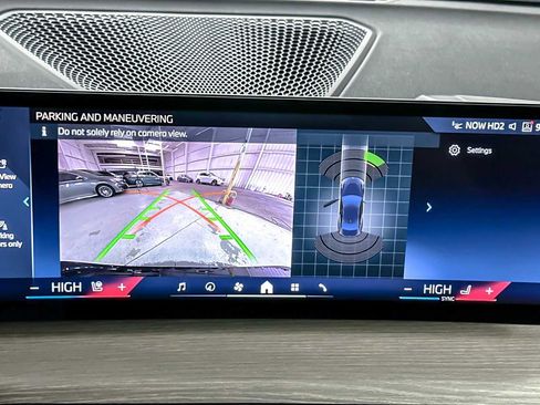 Used 2025 BMW 230i Coupe w/ Premium Package image 19