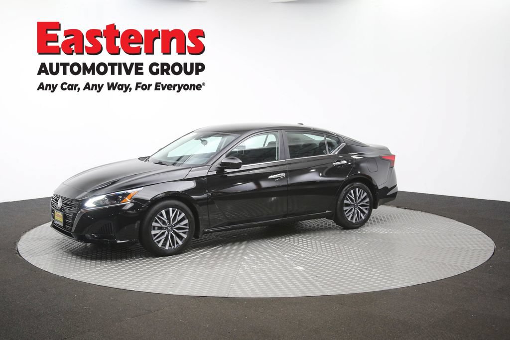 Used 2023 Nissan Altima 2.5 SV FWD image 58