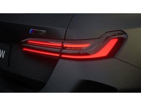 New 2026 BMW M5 Touring image 8