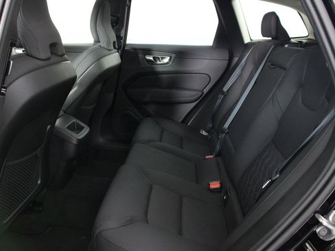Certified 2026 Volvo XC60 B5 Plus AWD/4WD image 32