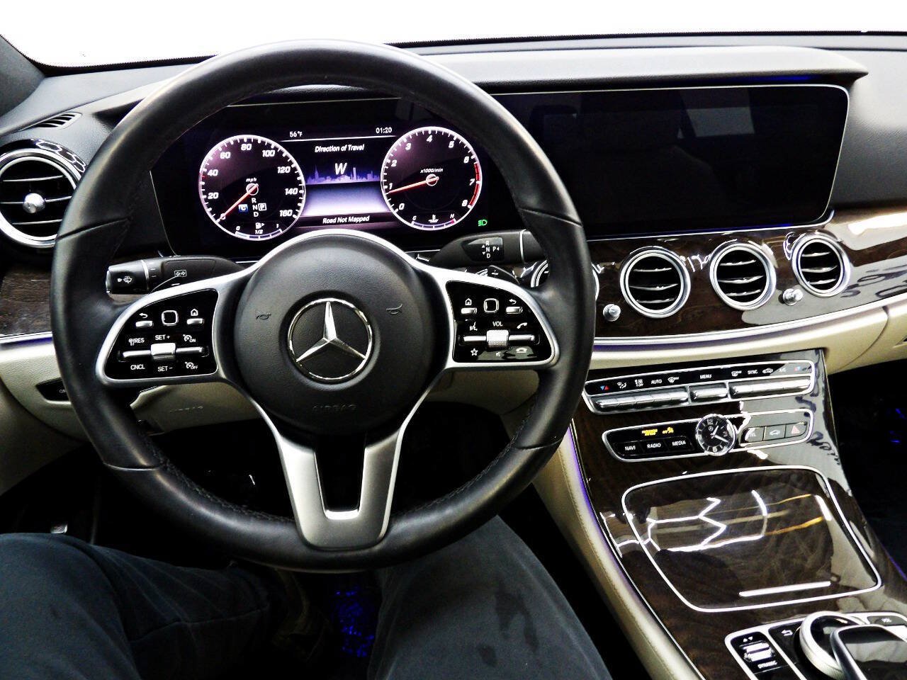 Used 2019 Mercedes-Benz E 300 4MATIC image 17