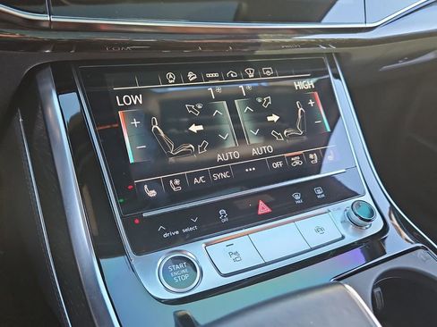 Used 2021 Audi Q7 3.0T Prestige w/ Prestige Package image 23