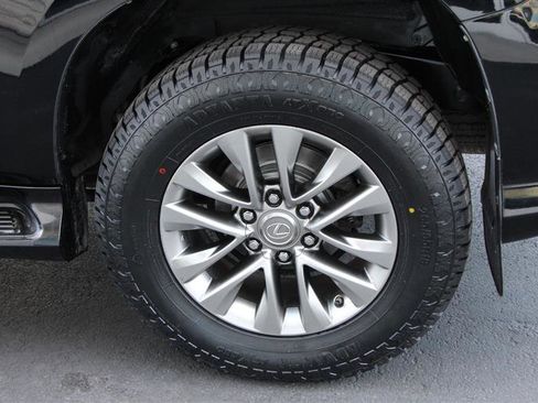 Used 2015 Lexus GX 460 Luxury image 46