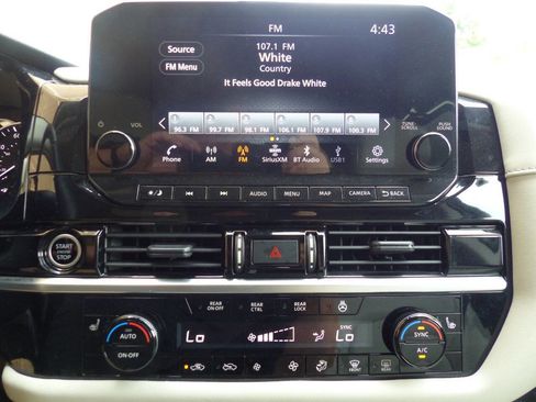 Used 2022 Nissan Pathfinder SL w/ SL Black Package AWD/4WD image 51