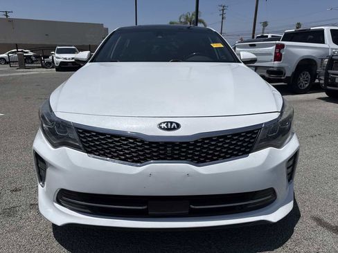 Used 2018 Kia Optima SX w/ Technology Package FWD image 2