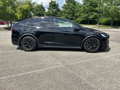 Used 2024 Tesla Model X AWD/4WD image 8