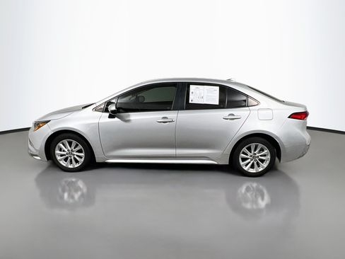 Used 2023 Toyota Corolla LE w/ LE Convenience Package FWD image 9