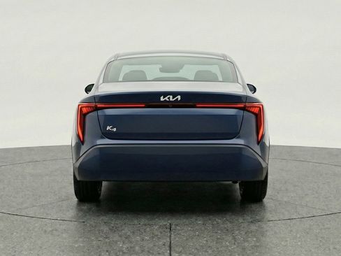 Used 2025 Kia K4 LXS image 7