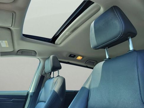 Used 2025 Honda Odyssey EX-L image 21