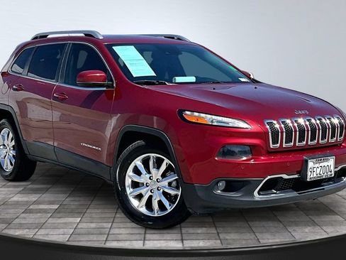 Used 2014 Jeep Cherokee Limited w/ Technology Group FWD image 36