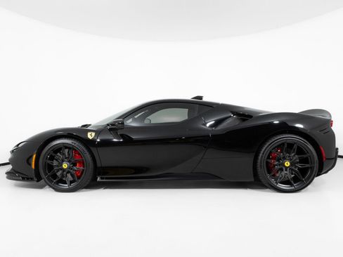 Used 2023 Ferrari SF90 Stradale AWD/4WD image 3