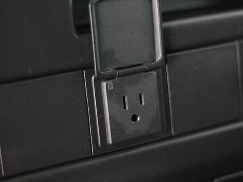 Used 2019 GMC Savana 2500 w/ Driver Convenience Package RWD image 19