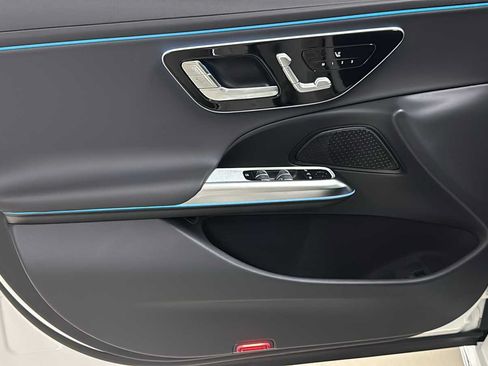 New 2026 Mercedes-Benz E 350 4MATIC Sedan image 14