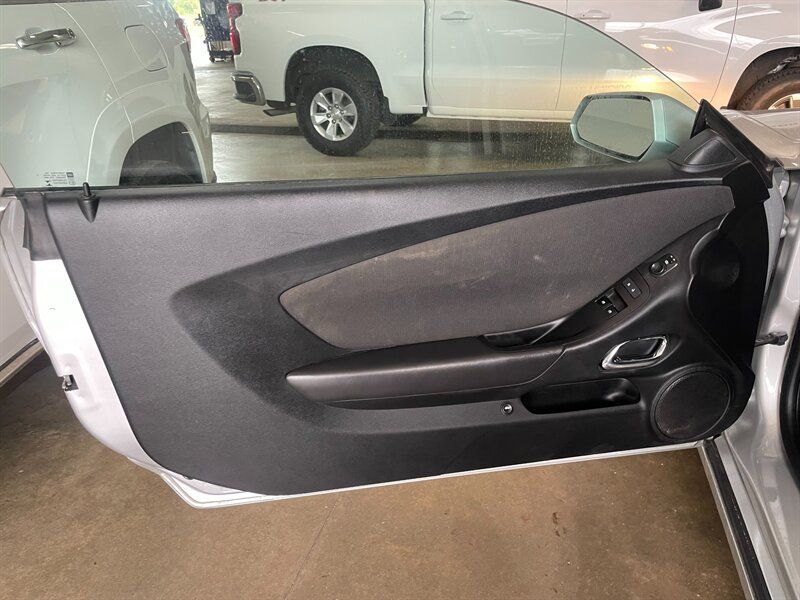 Used 2014 Chevrolet Camaro LT RWD image 17