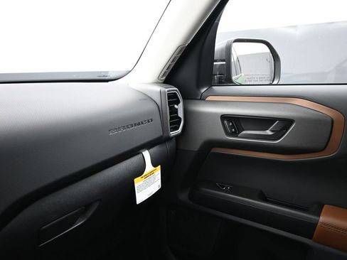 New 2025 Ford Bronco Sport Outer Banks w/ Sasquatch Outer Banks Package image 17