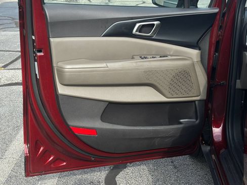 Used 2026 Kia Carnival FWD image 18
