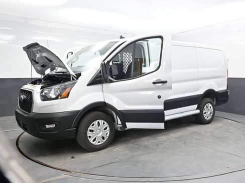 Used 2025 Ford Transit 250 Low Roof w/ Exterior Upgrade Package RWD image 52